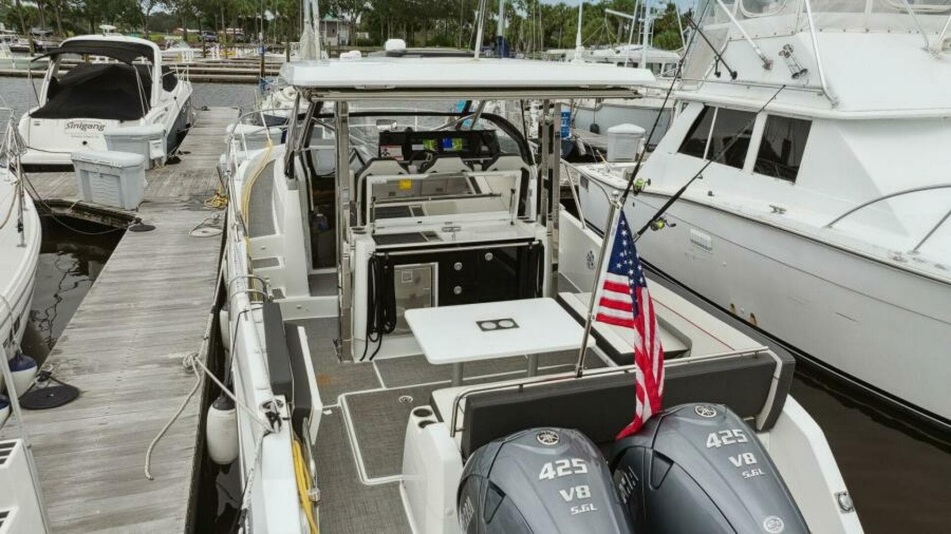 2022 Jeanneau Leader 10.5