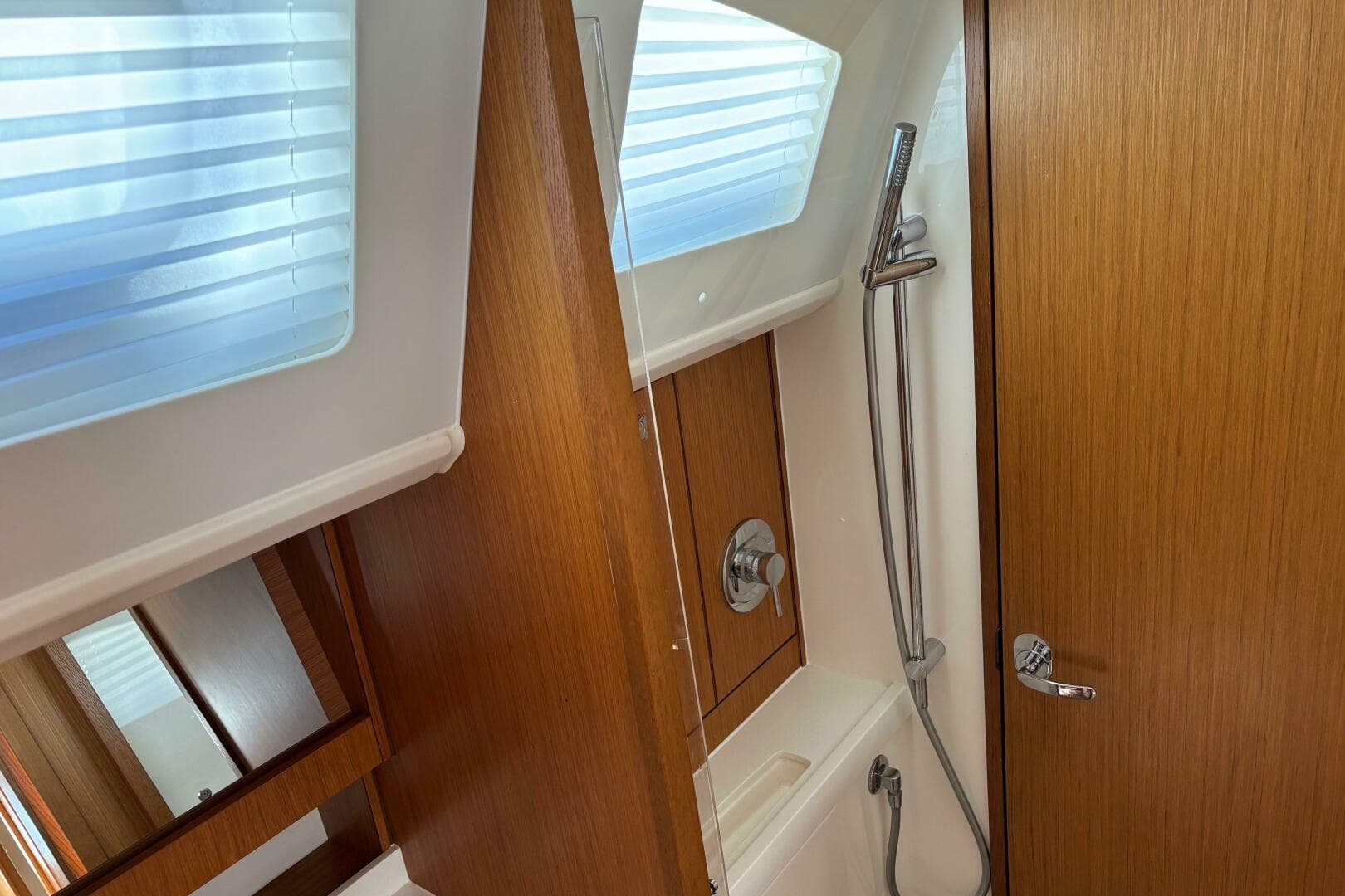 2014 Bavaria Vision 46