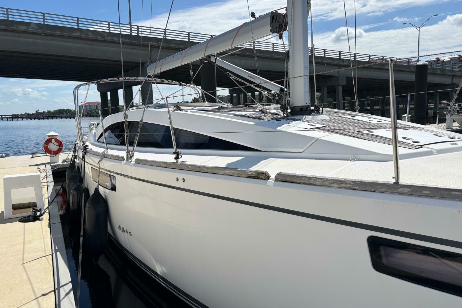 2014 Bavaria Vision 46