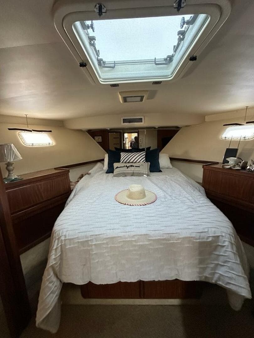 1988 Hatteras Convertible