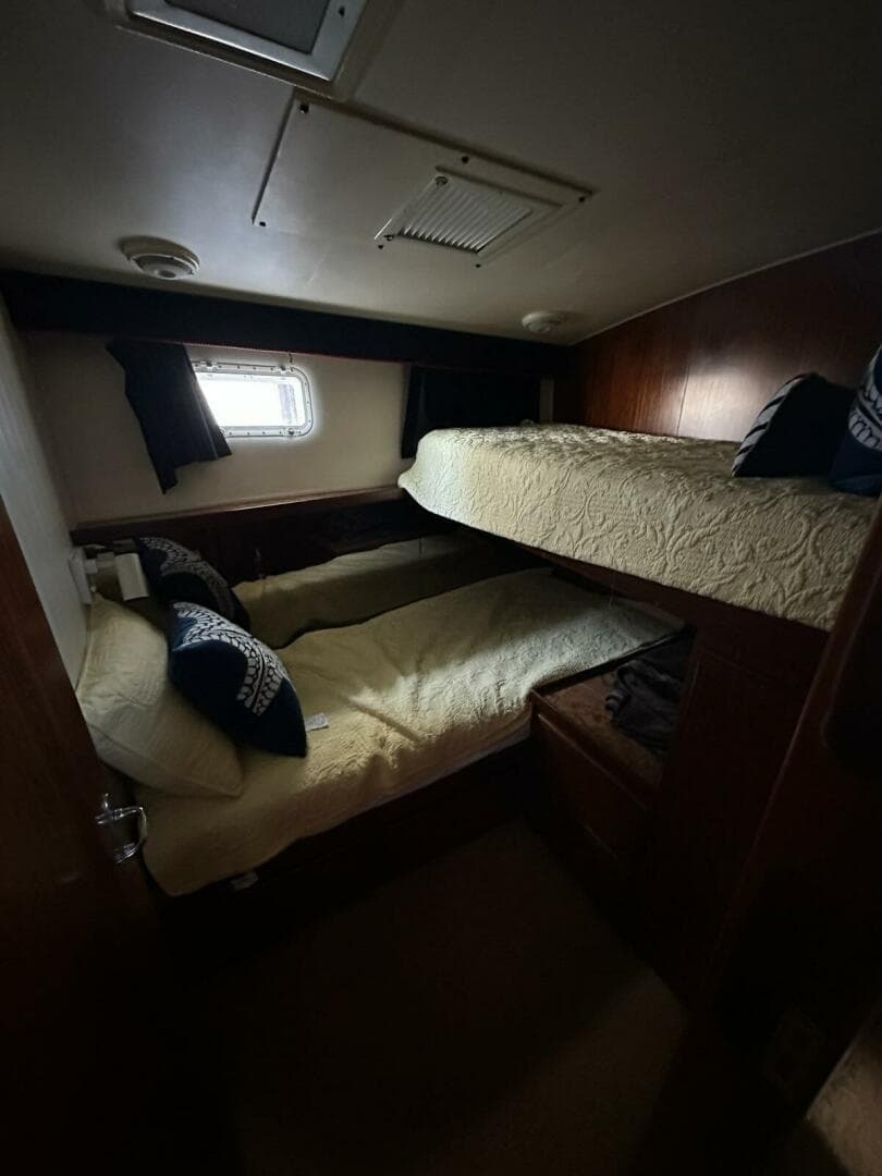 1988 Hatteras Convertible