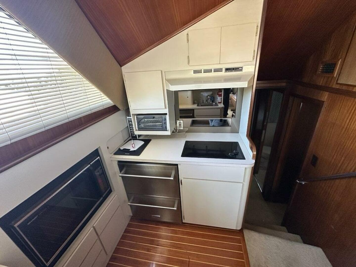 1988 Hatteras Convertible