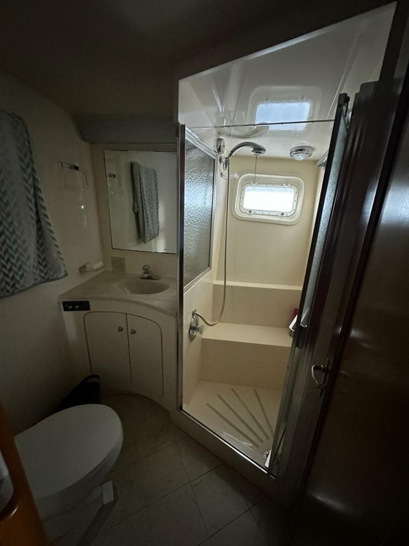 1988 Hatteras Convertible