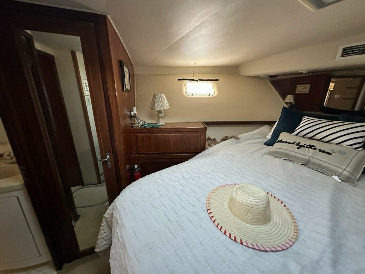 1988 Hatteras Convertible