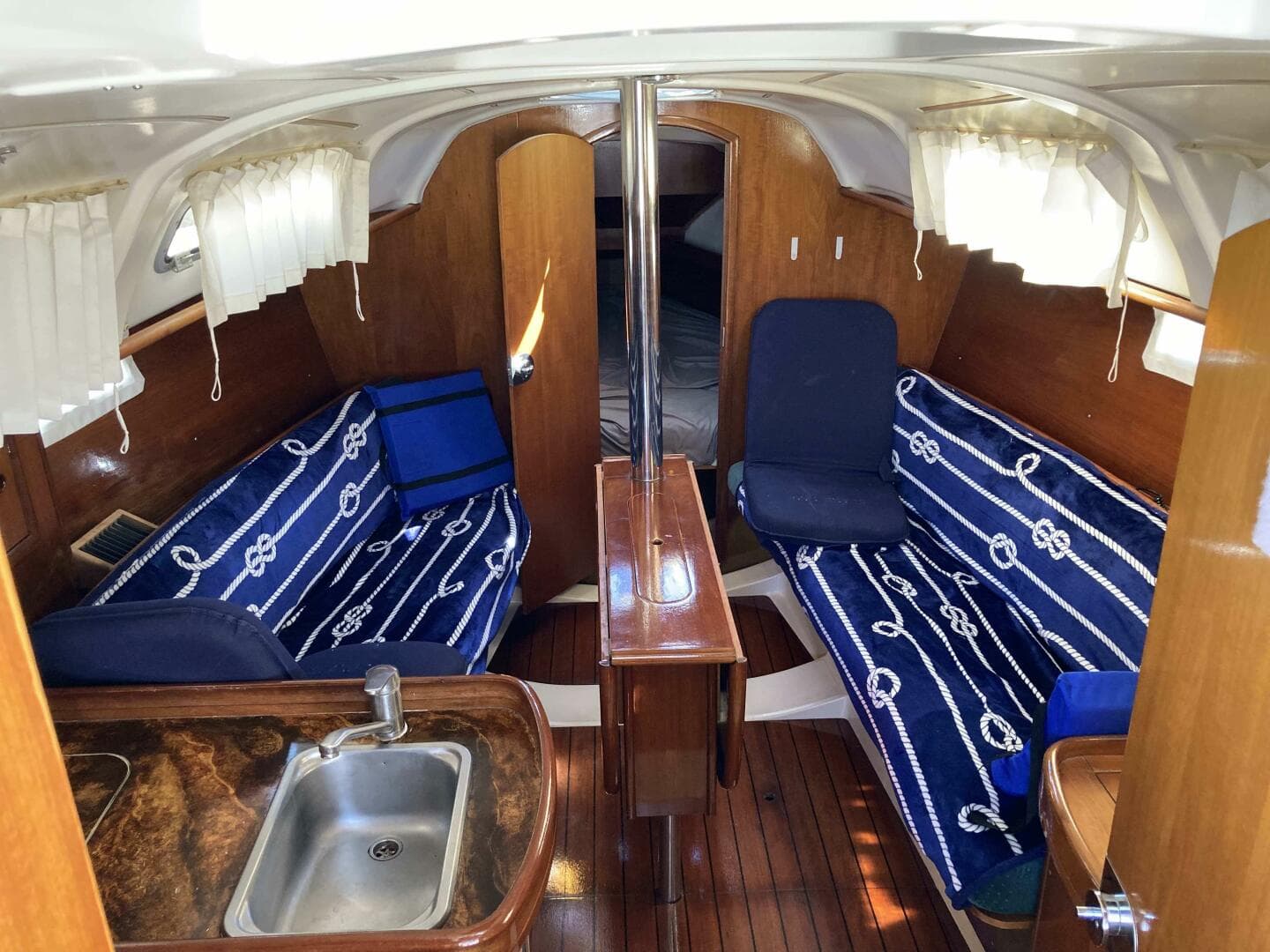 2000 Beneteau Oceanis 311