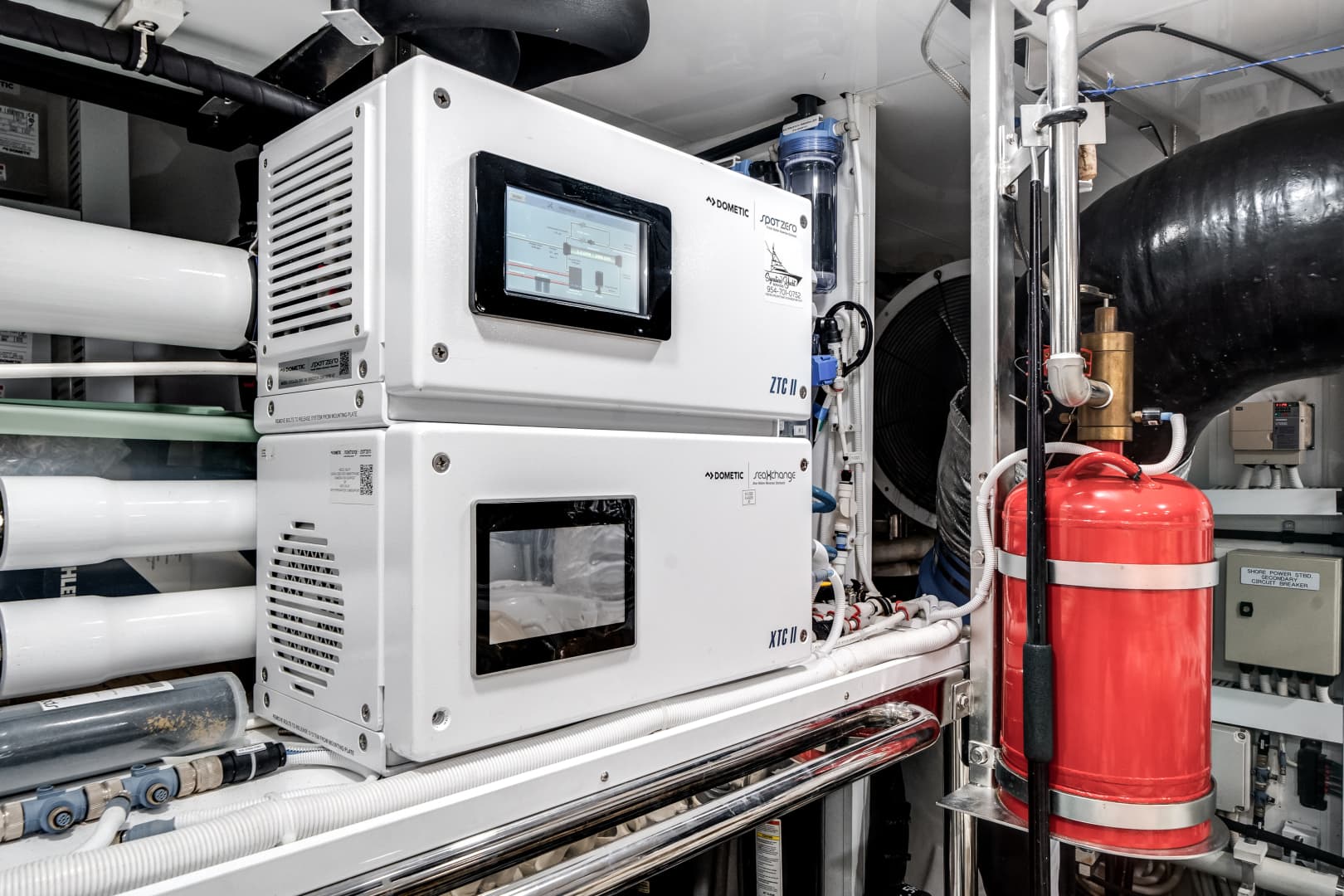 2022 Ocean Alexander 32L