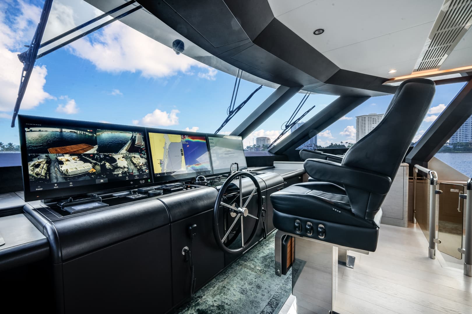 2022 Ocean Alexander 32L