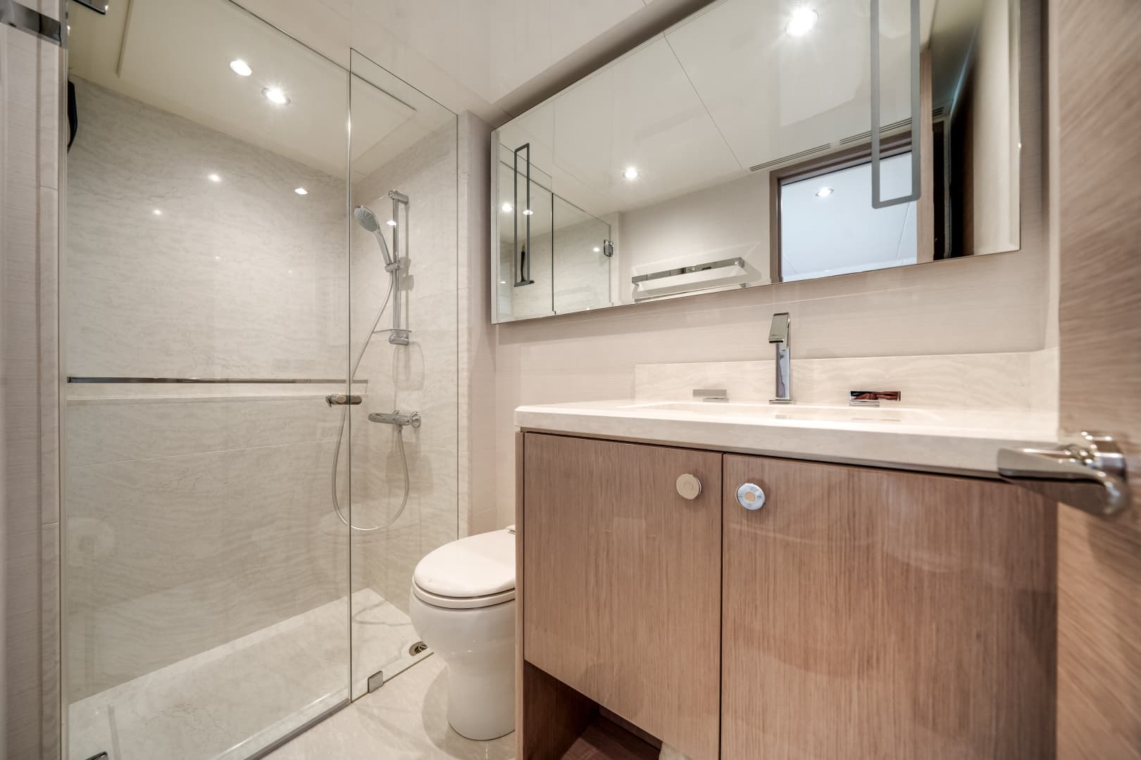 2022 Ocean Alexander 32L