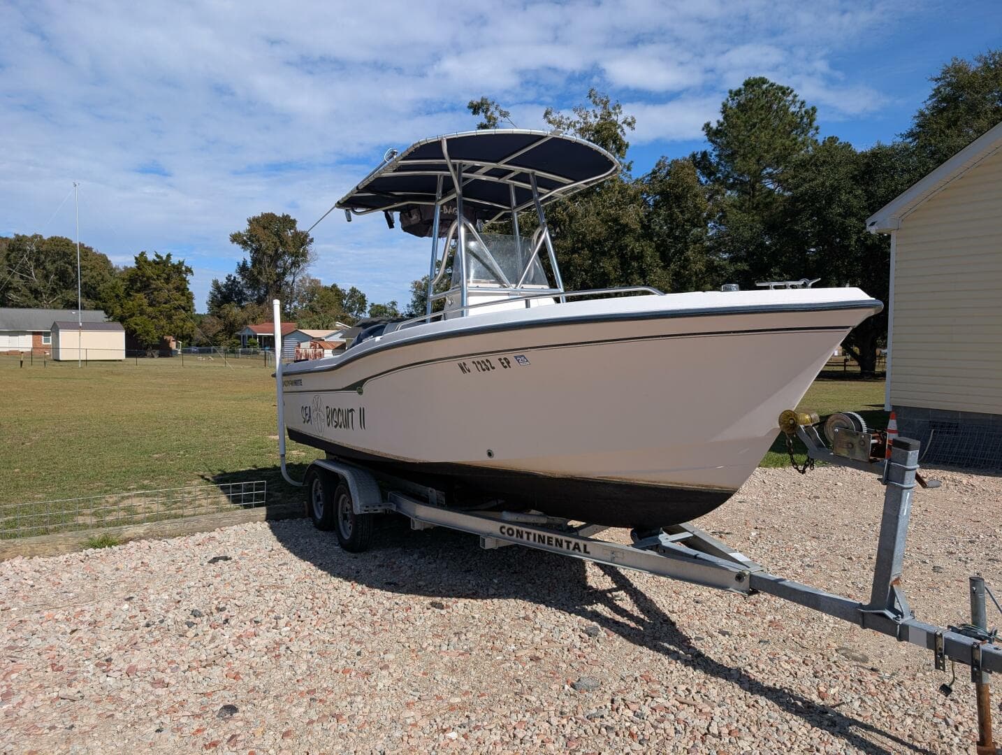 2002 Grady-White 209 Escape