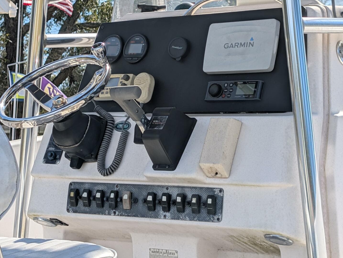 2002 Grady-White 209 Escape