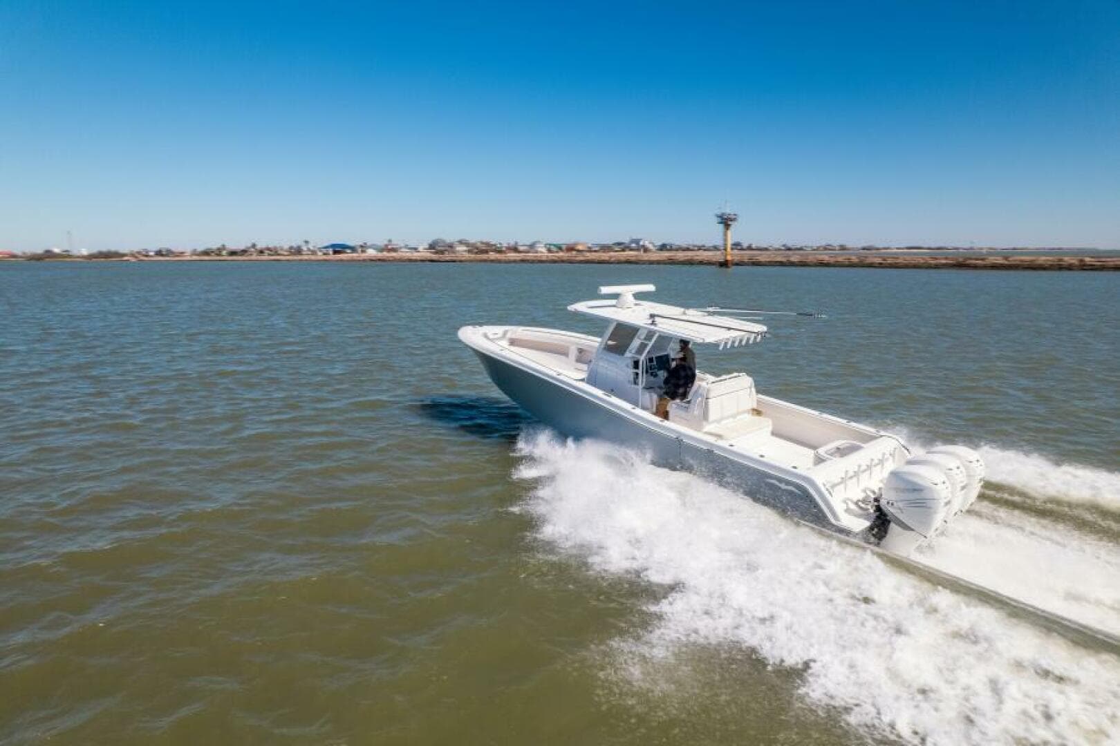 2019 Invincible 39 Open