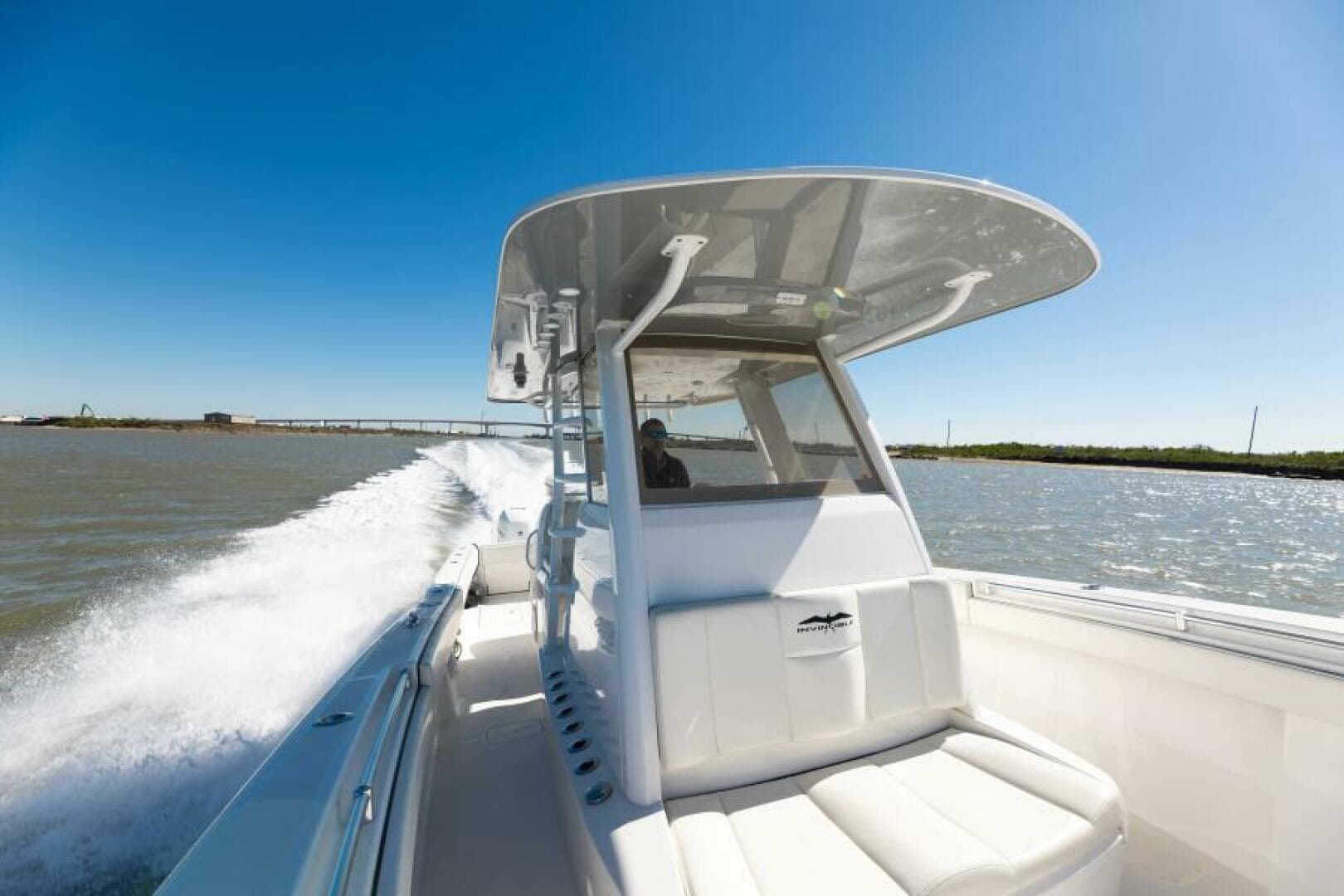 2019 Invincible 39 Open