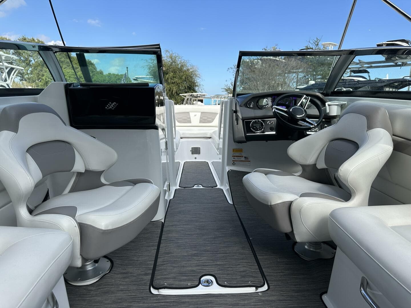 2020 Four Winns HD 240 OB