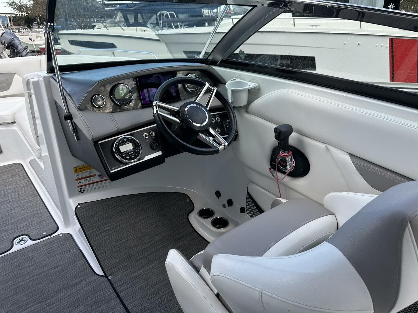 2020 Four Winns HD 240 OB