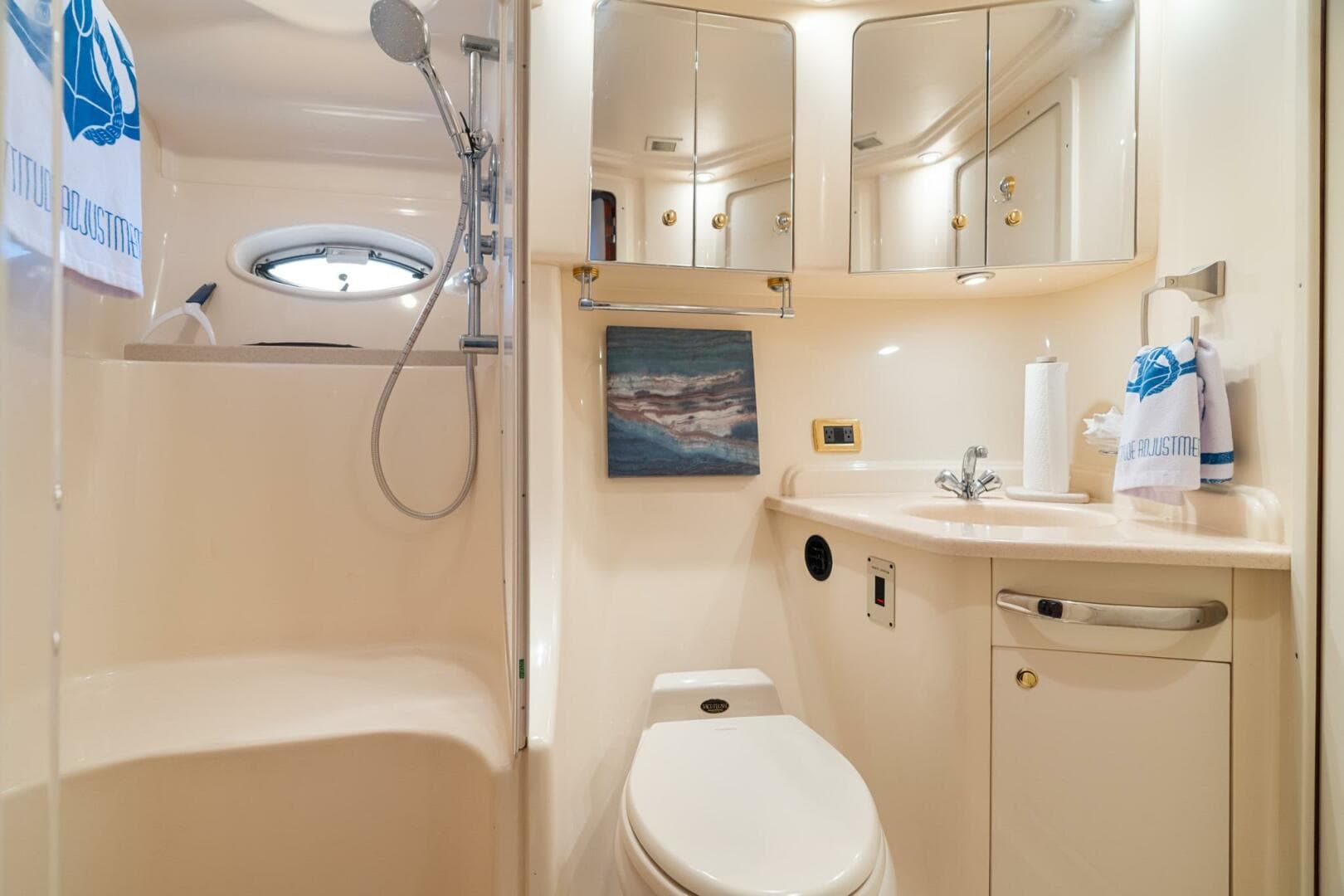 2001 Sea Ray 540 Cockpit Motor Yacht