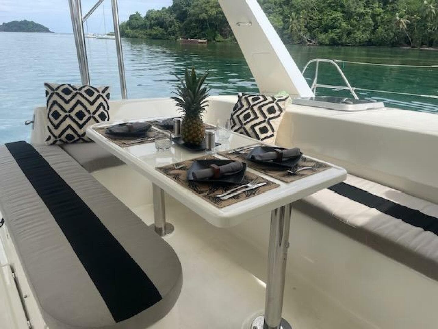 2000-leopard-4547-sail-9619524-20241124093636790-1_XLARGE.jpg