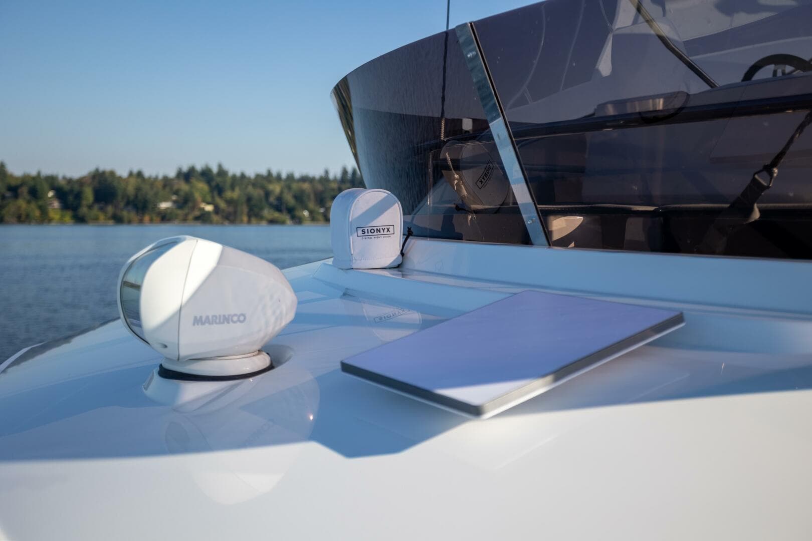 Starlink, Night Vision Camera & Spotlight