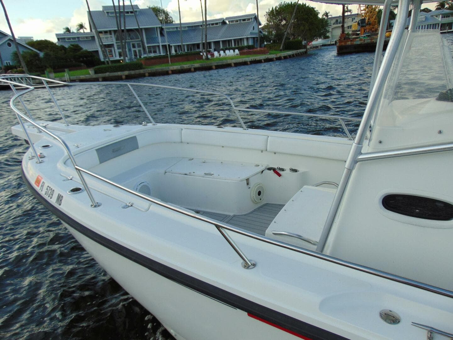2001 Boston Whaler 26 Outrage