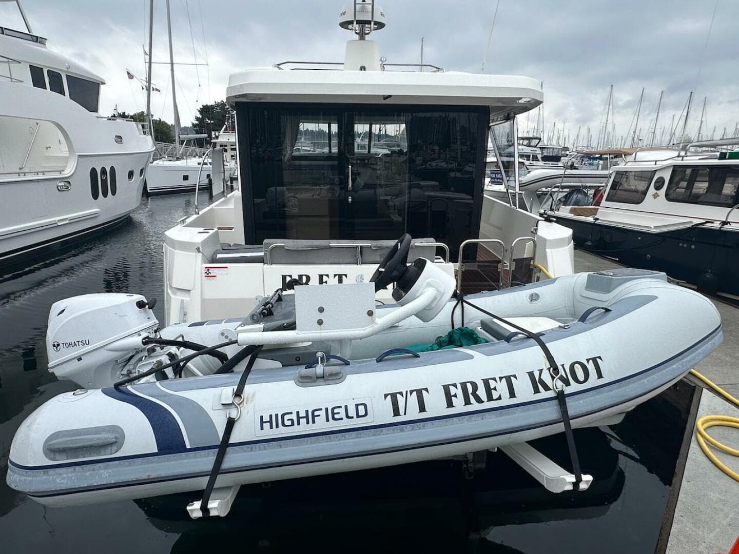 2024 Beneteau Swift Trawler 41 Sedan