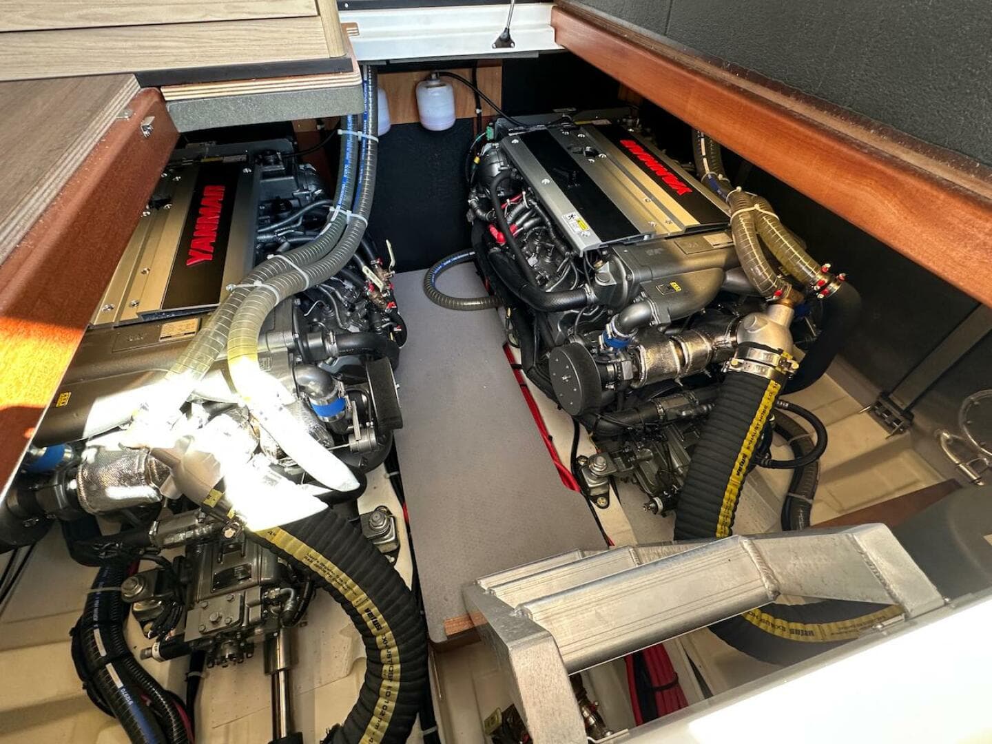 2024 Beneteau Swift Trawler 41 Sedan