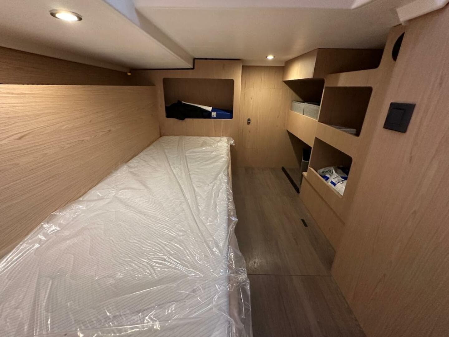 2024 Beneteau Swift Trawler 41 Sedan