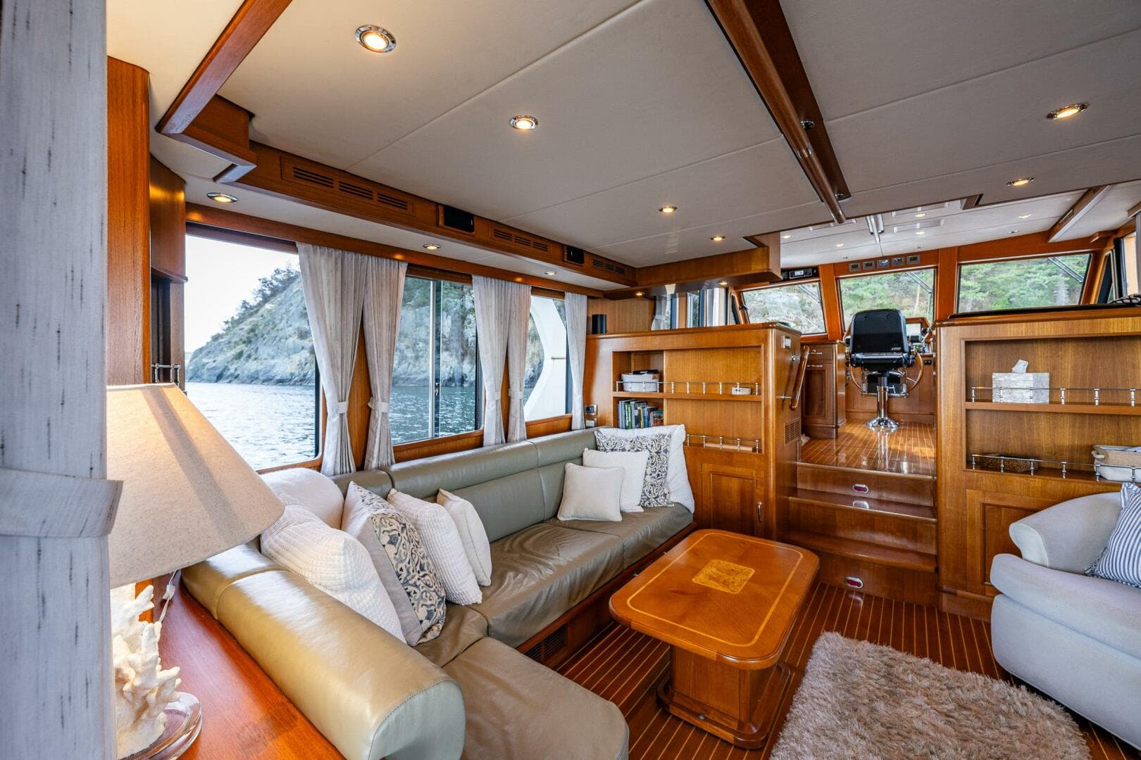 2007 Grand Banks 59 Aleutian Raised Pilothouse