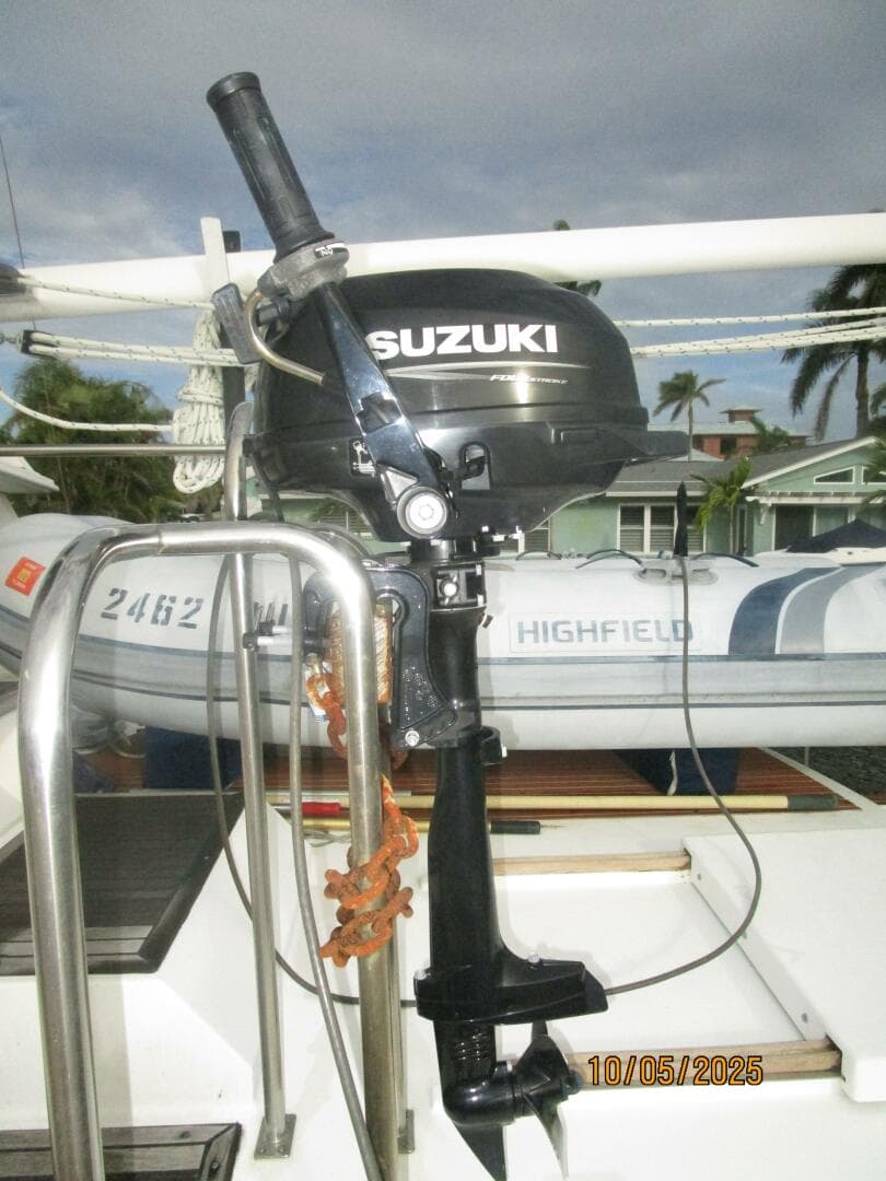42' Grand Banks tender outboard