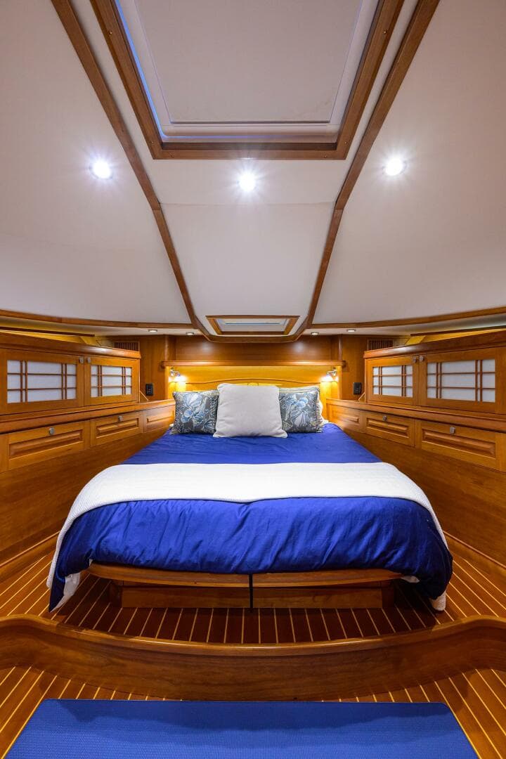 Forward Stateroom Berth