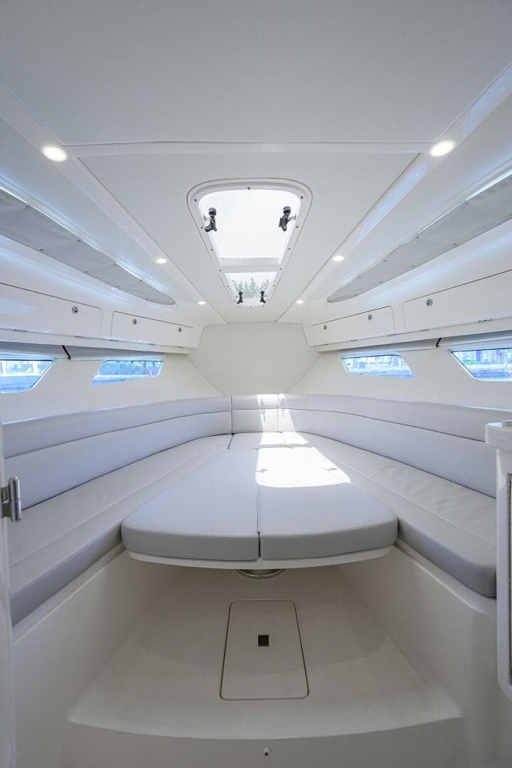 Intrepid 41 - Forward Berth