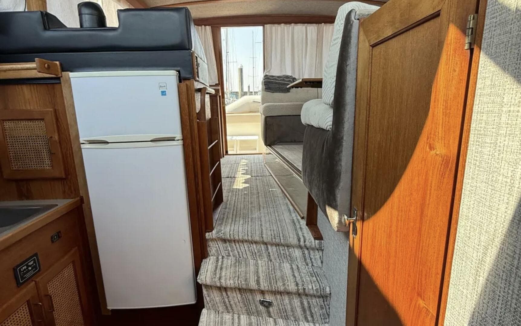 1983 Bayliner 3870 Motoryacht