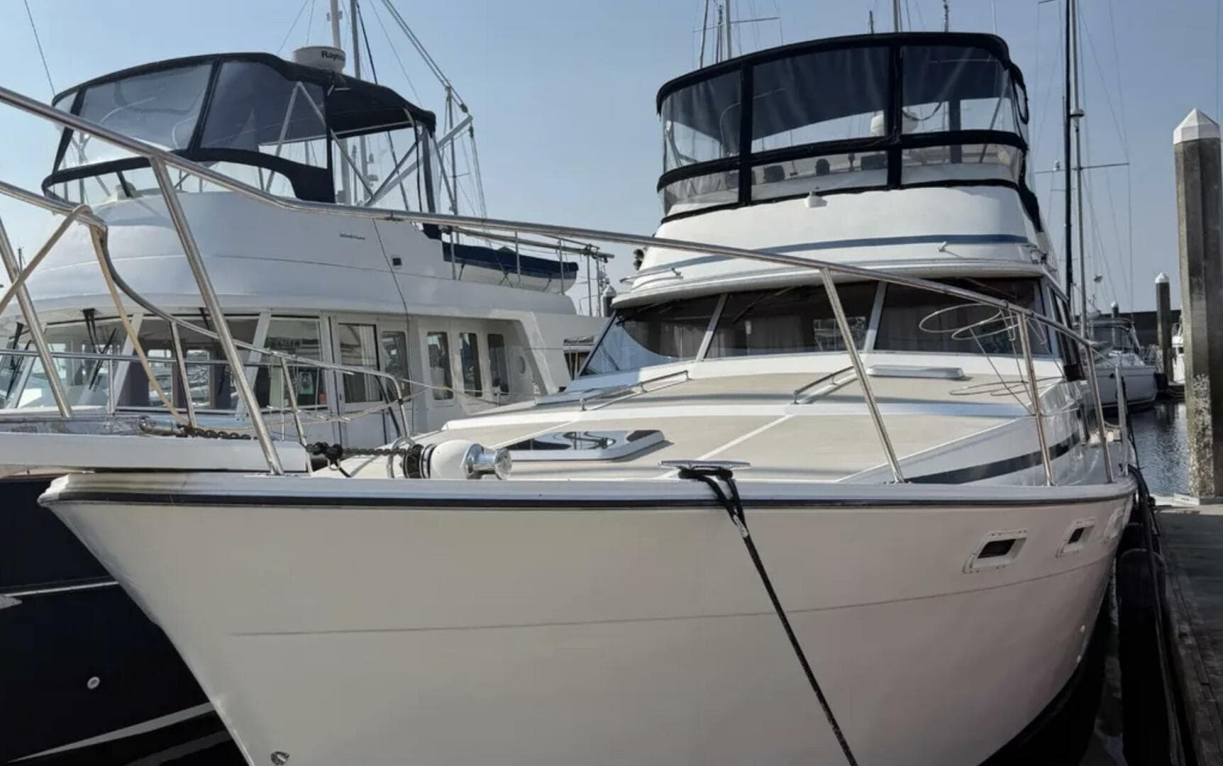1983 Bayliner 3870 Motoryacht