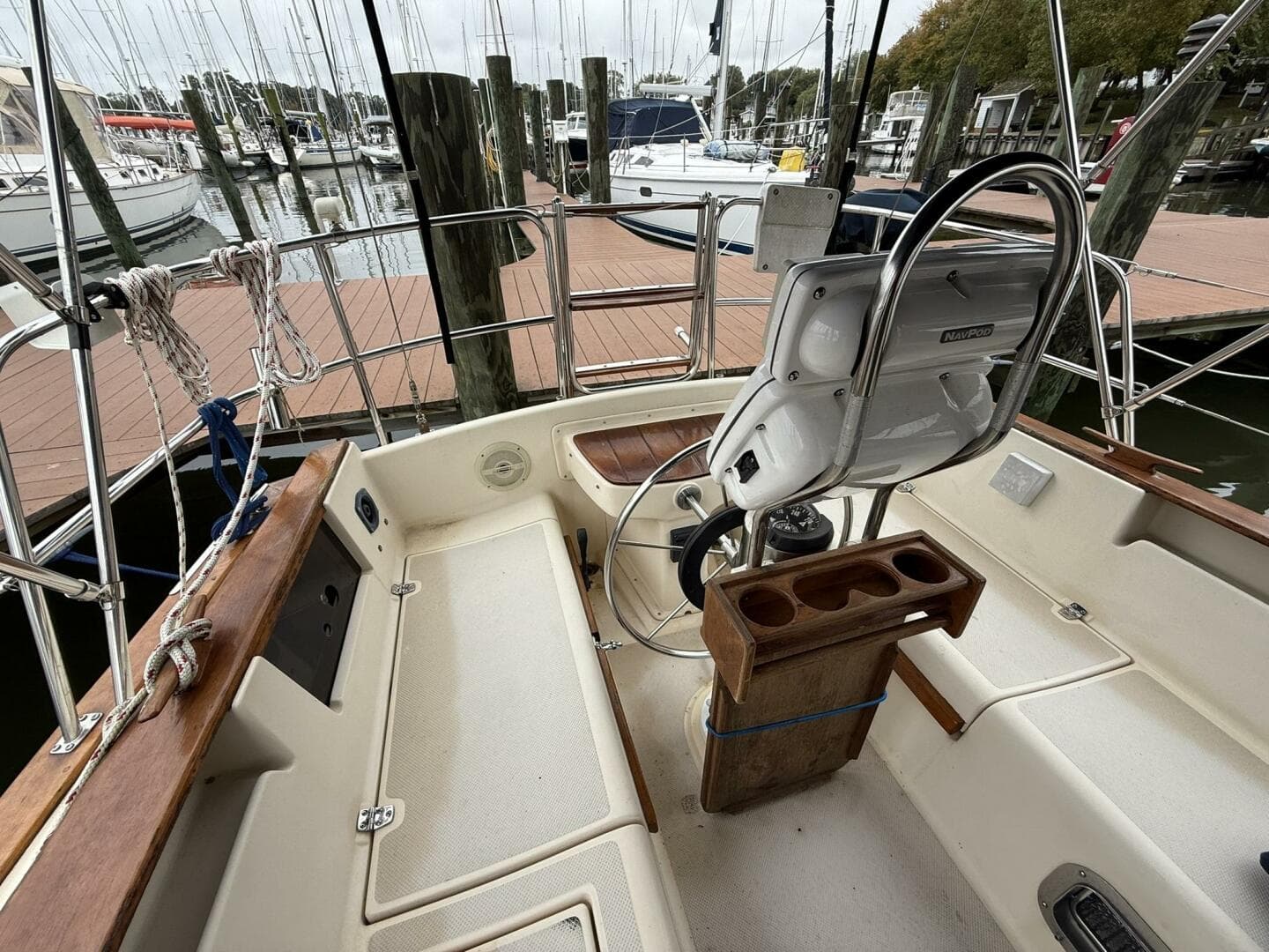 1991 Island Packet IP-29