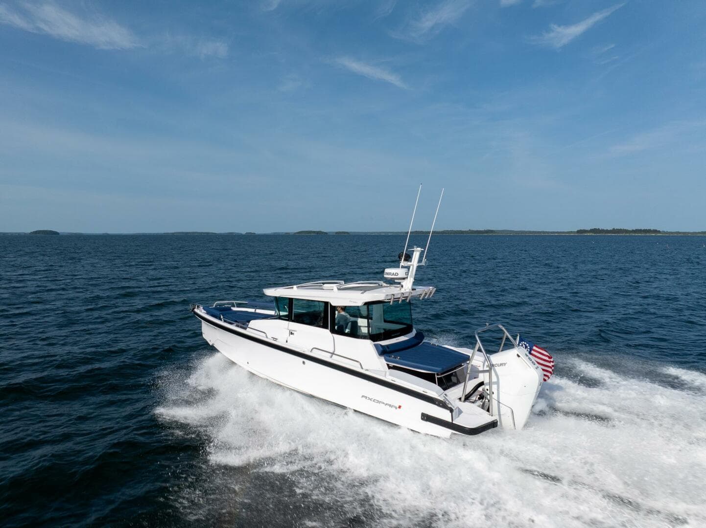 2026 Axopar Cross Cabin