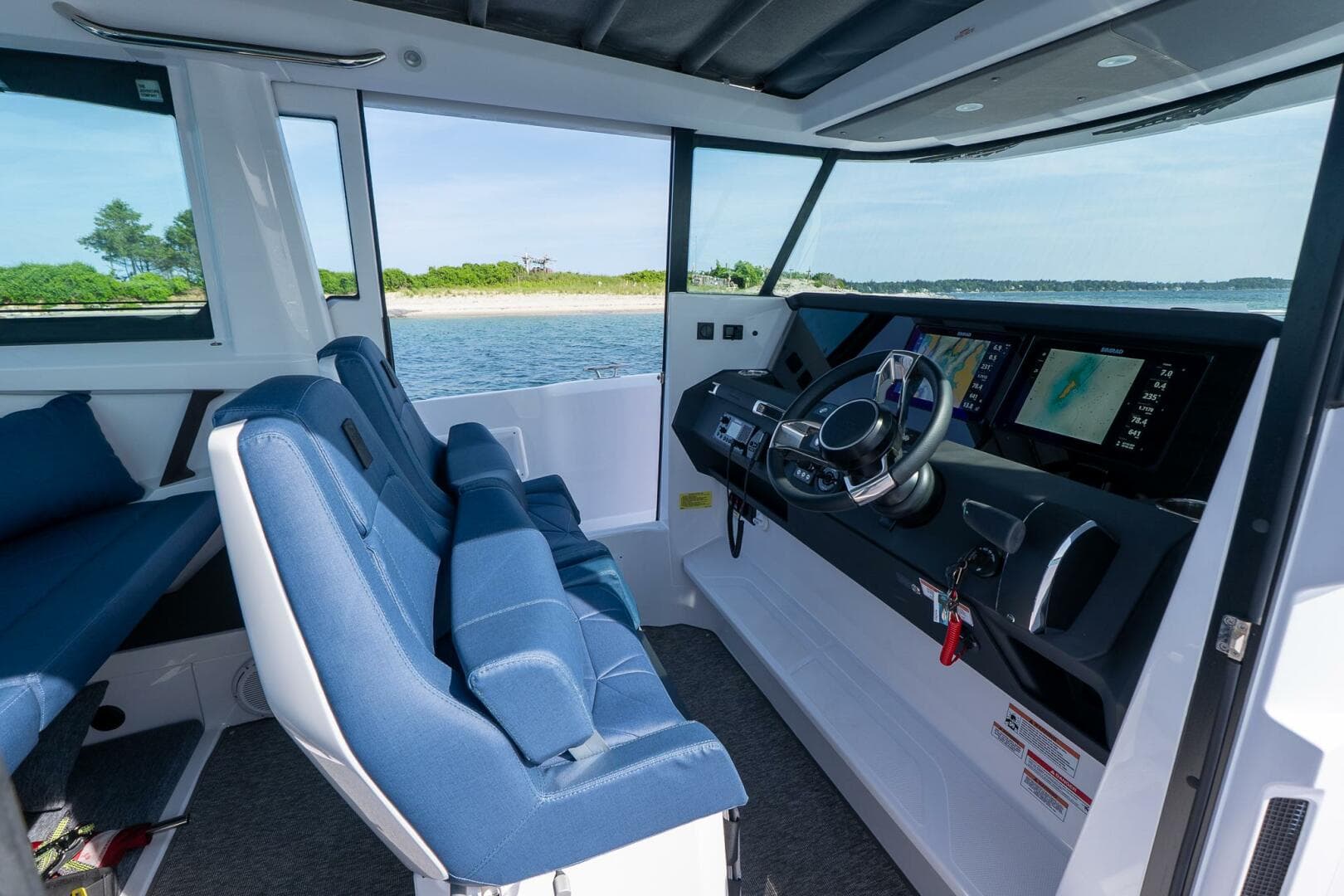 2026 Axopar Cross Cabin