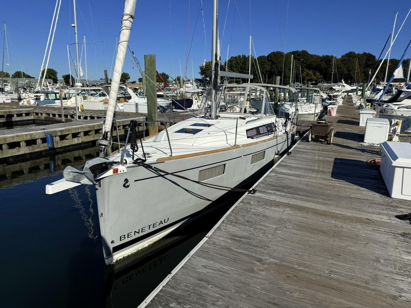 2021 Beneteau 35.1