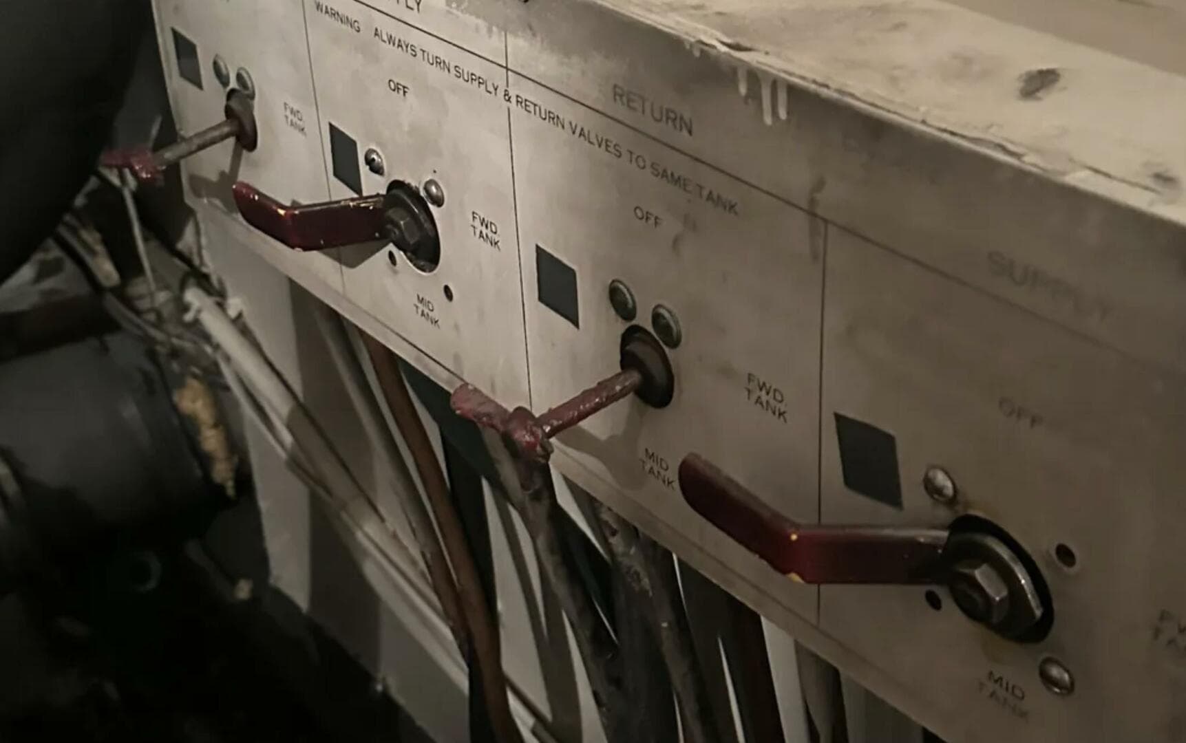 1974 Hatteras 58 Yachtfish