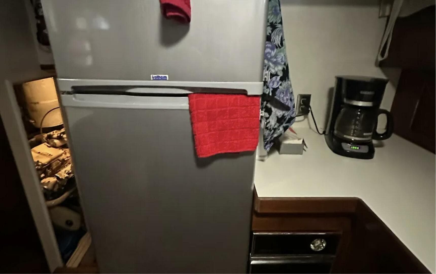 1974 Hatteras 58 Yachtfish