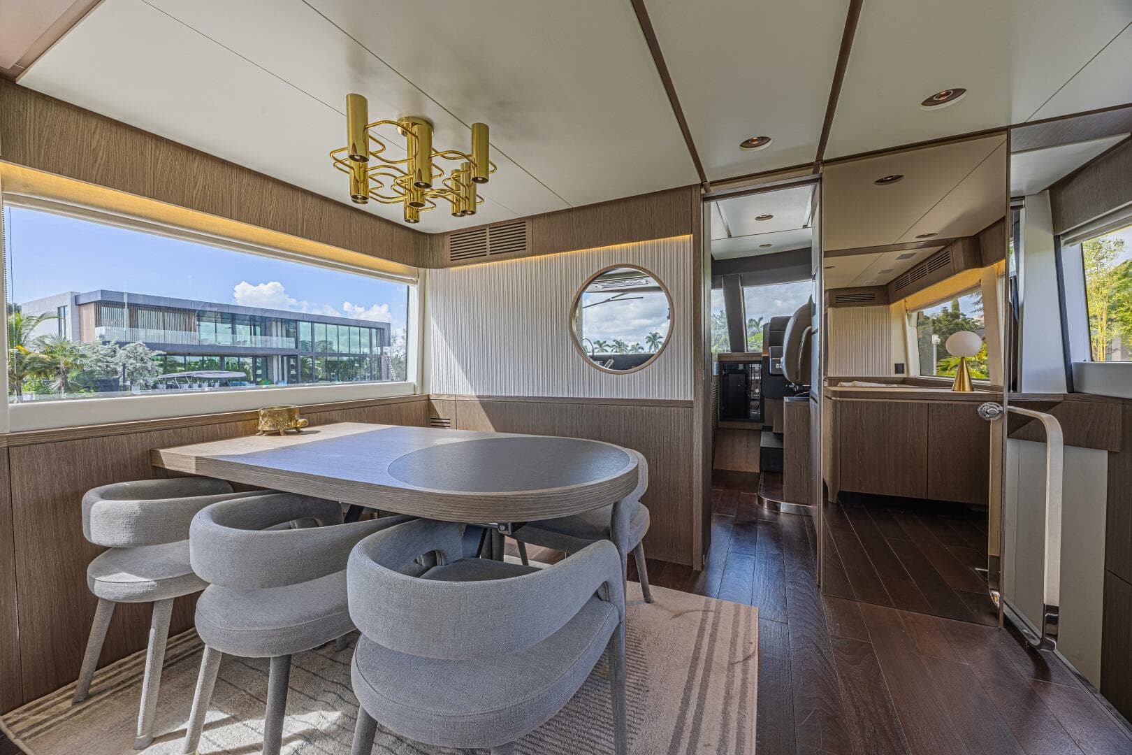 2022 Azimut Magellano 66