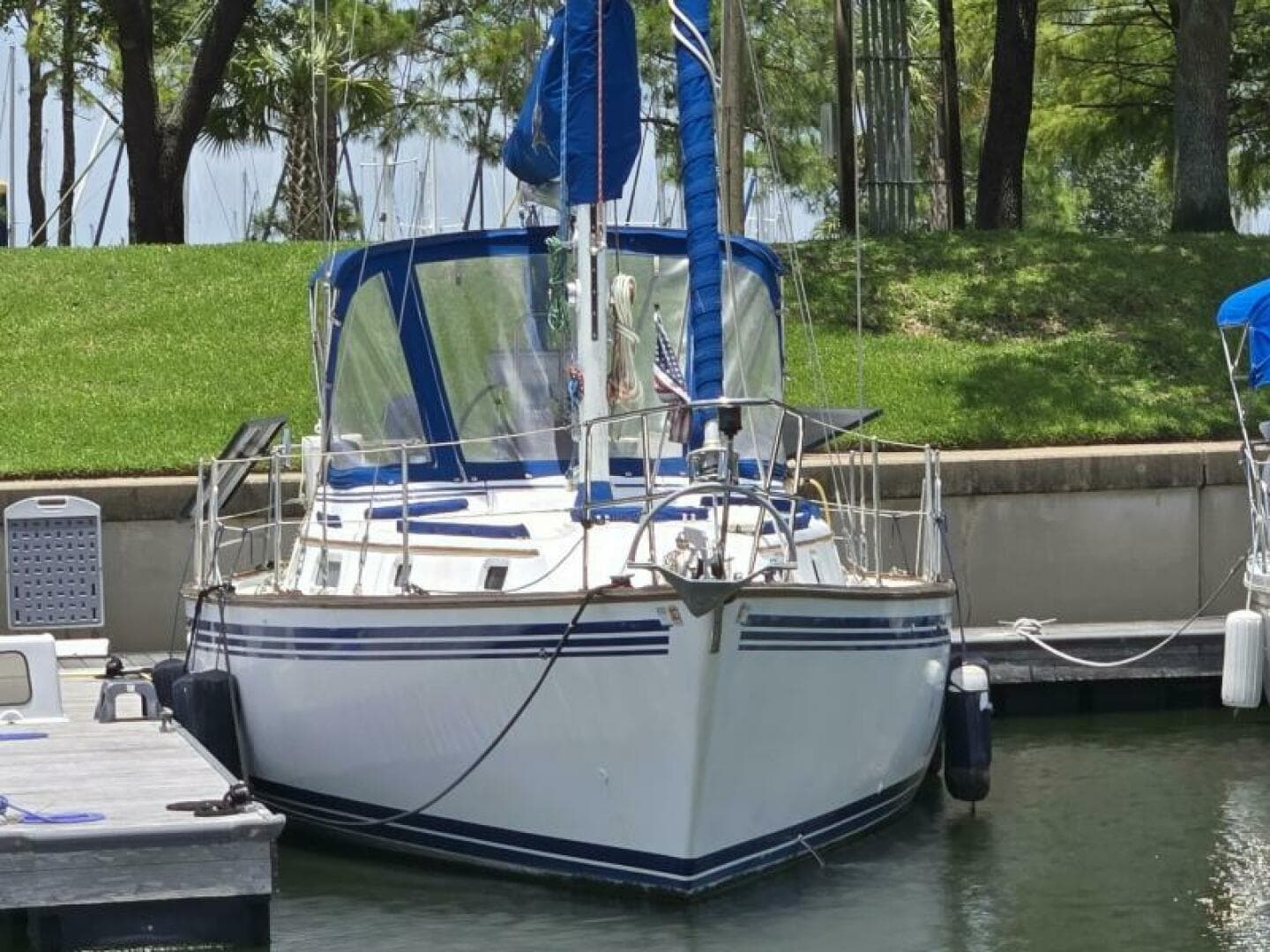 1985 Endeavour 38 CC