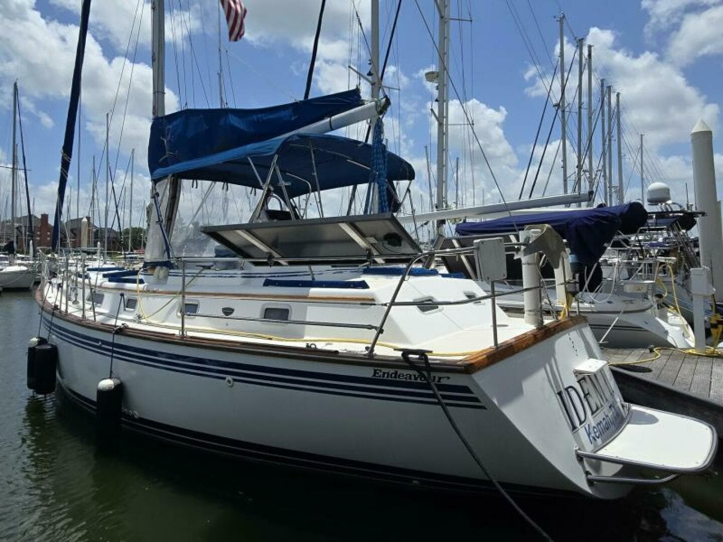 1985 Endeavour 38 CC