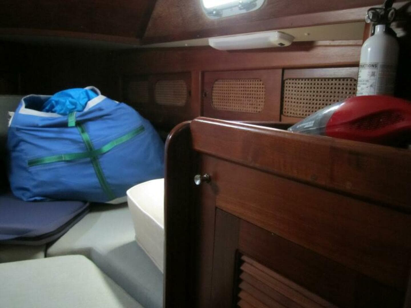 1985 Endeavour 38 CC