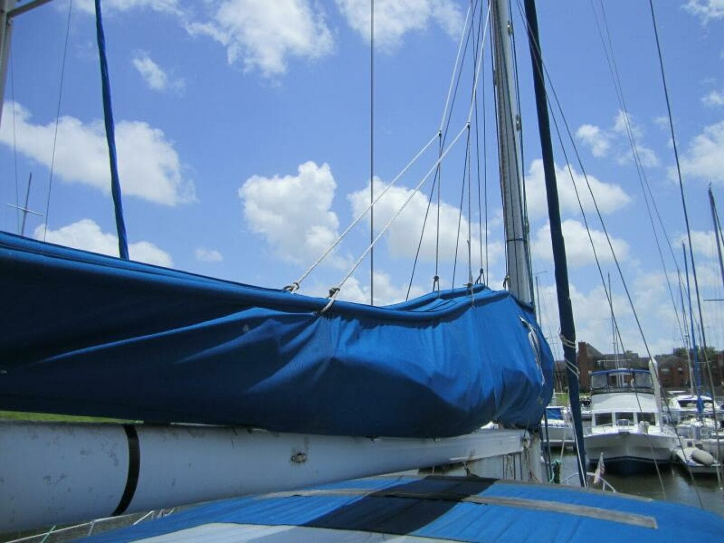 1985 Endeavour 38 CC