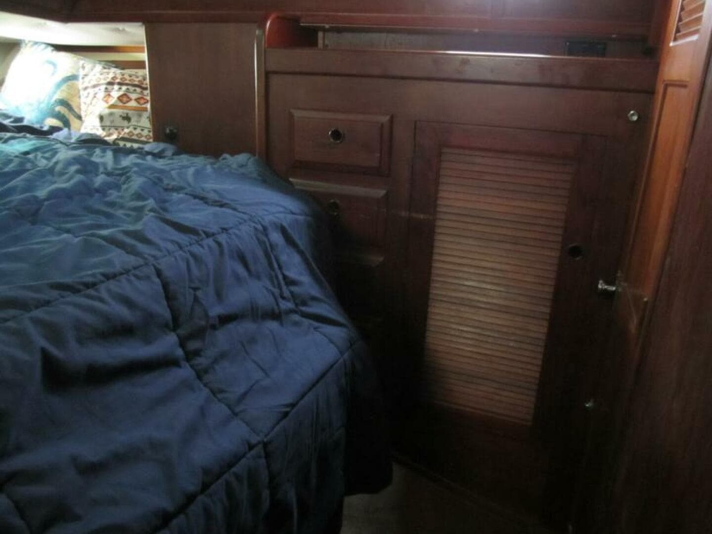 1985 Endeavour 38 CC