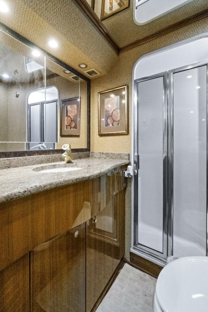 2008 Viking 74 Enclosed Bridge