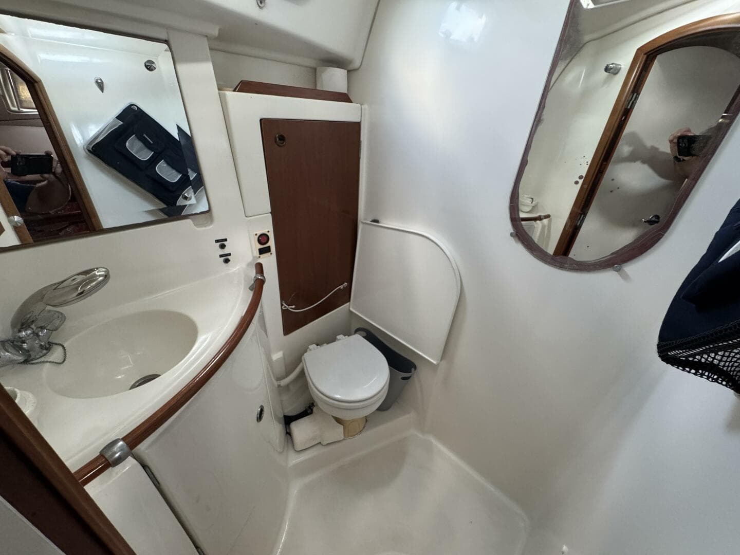 2000 Beneteau 461