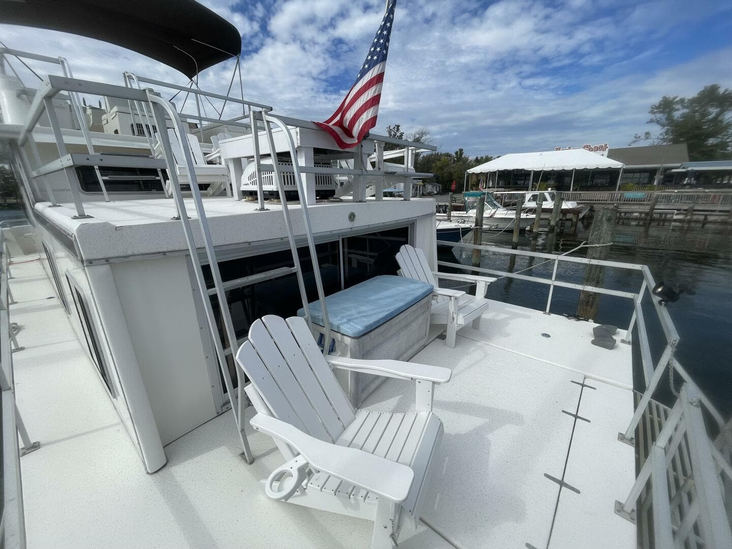1991 Gibson 37 Standard Houseboat