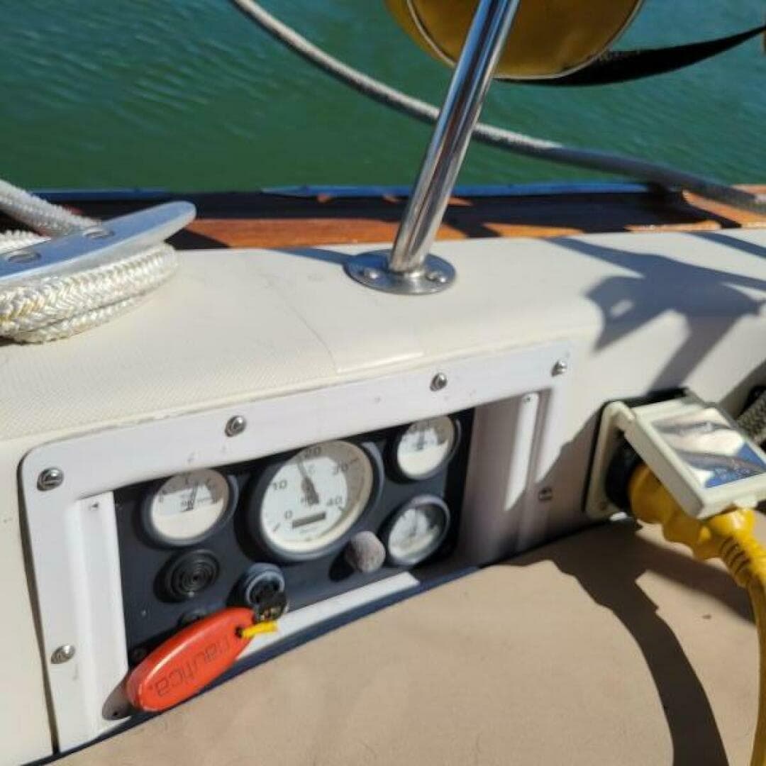 1984 Pearson Pearson 386