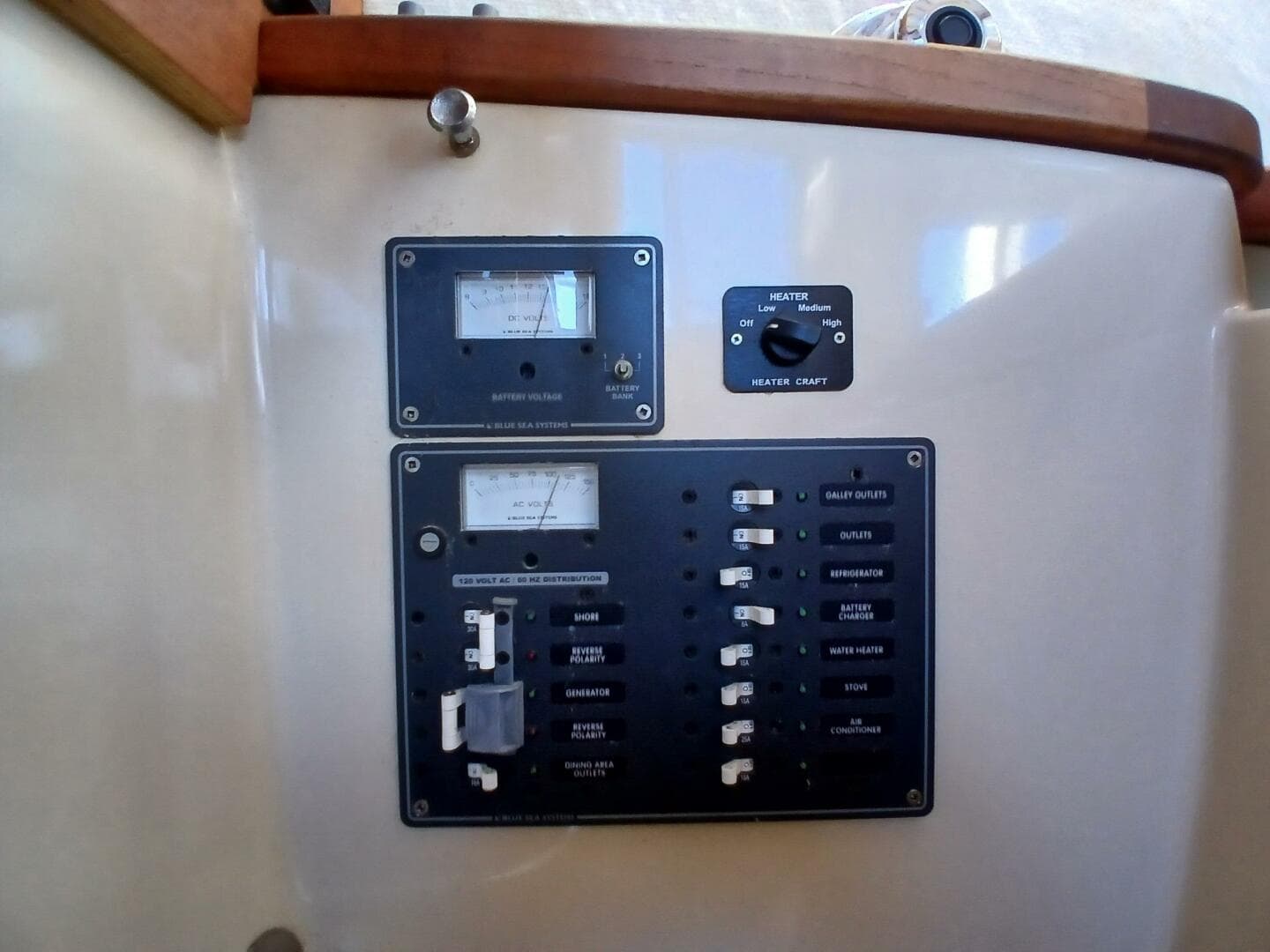 2009 Ranger Tugs R-25