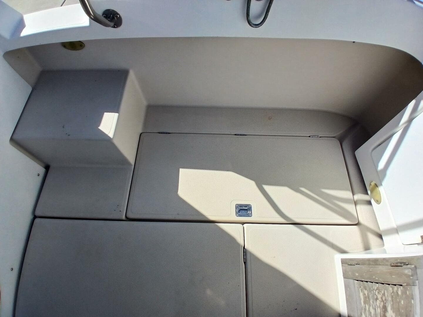 2009 Ranger Tugs R-25