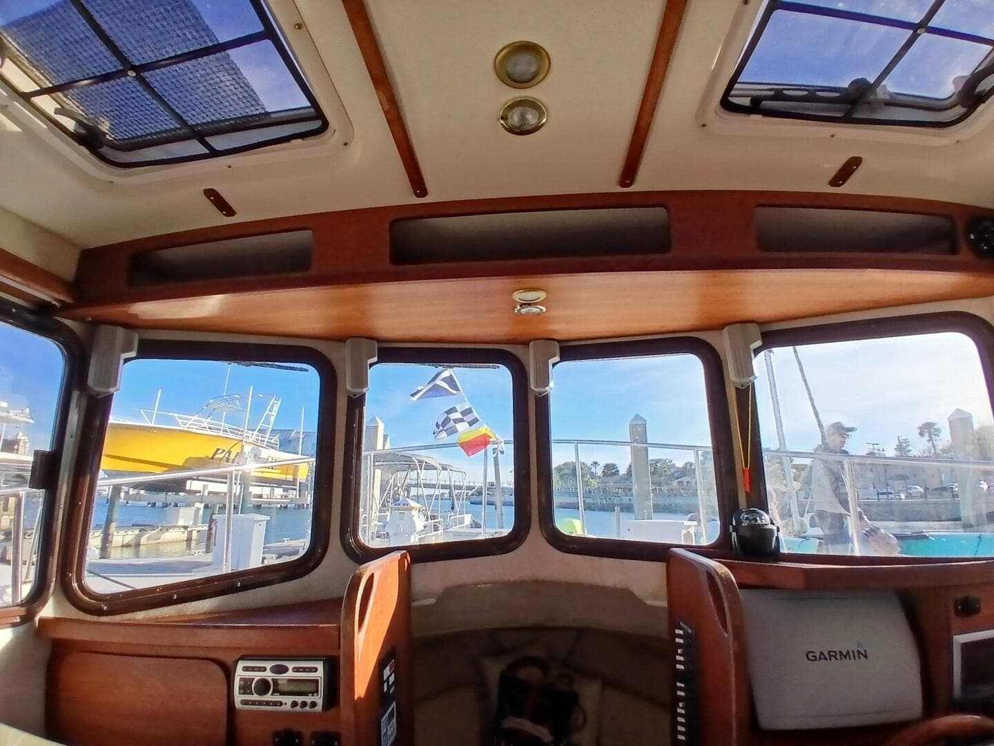 2009 Ranger Tugs R-25